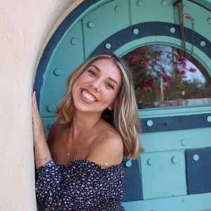 Meet your Posher, Brittany